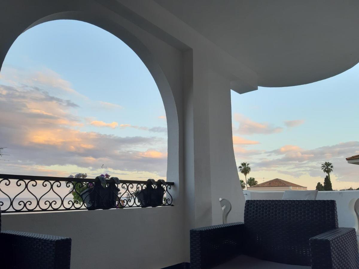 B&B Sea Terrace Aci Castello Εξωτερικό φωτογραφία