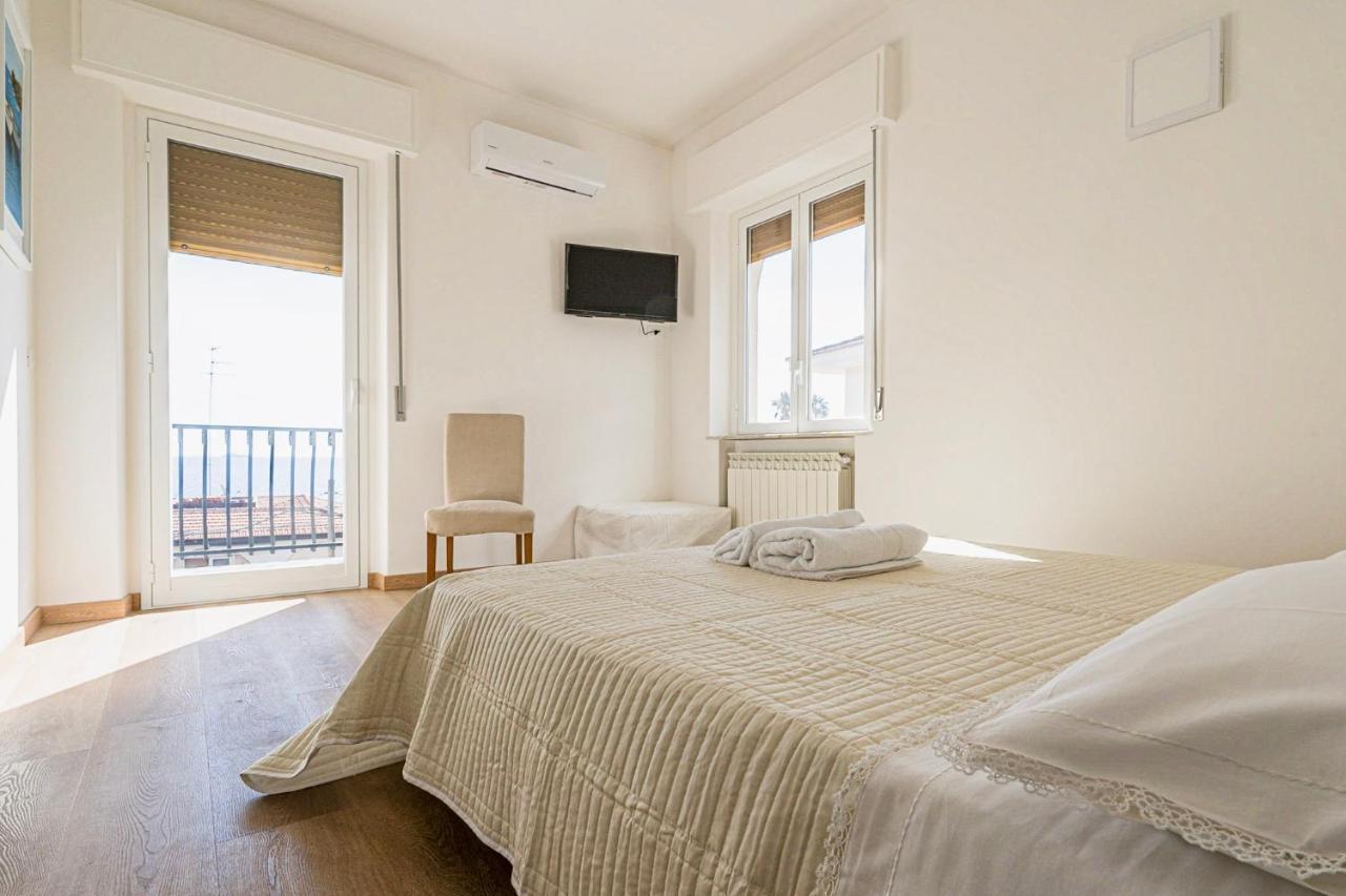 B&B Sea Terrace Aci Castello Εξωτερικό φωτογραφία